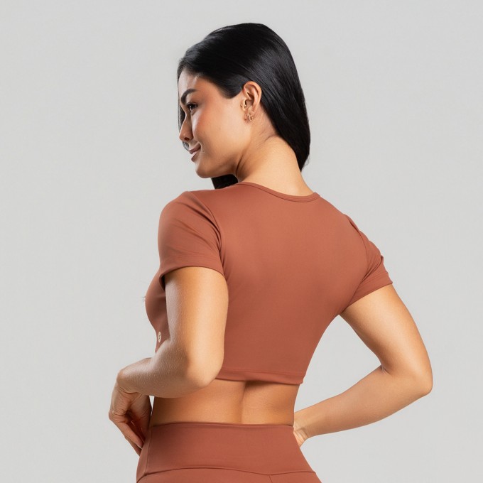 Top Cropped Wave Marrom